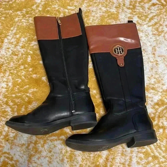 Tommy Hilfiger brown and black zip up riding boots 5 - Picture 3 of 9
